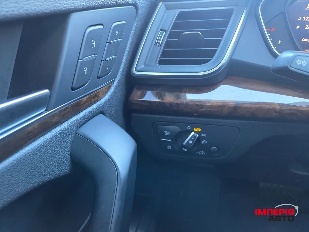 Audi Q5 - фото 36