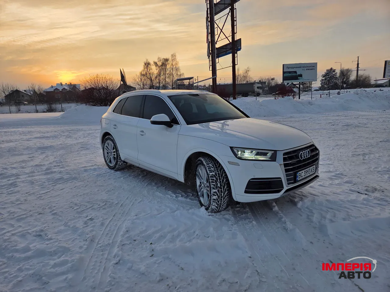 Audi Q5 - фото 3