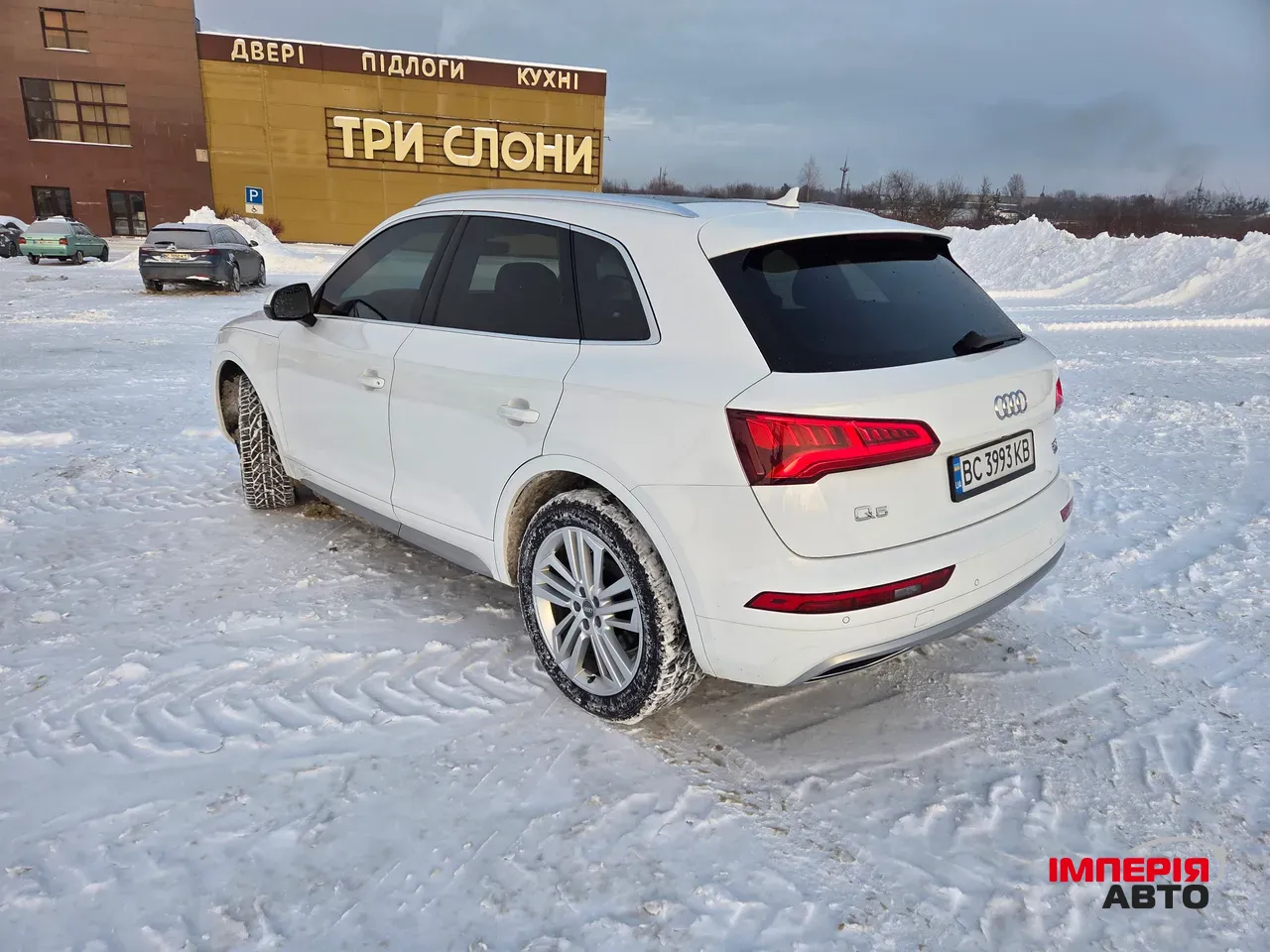 Audi Q5 - фото 7