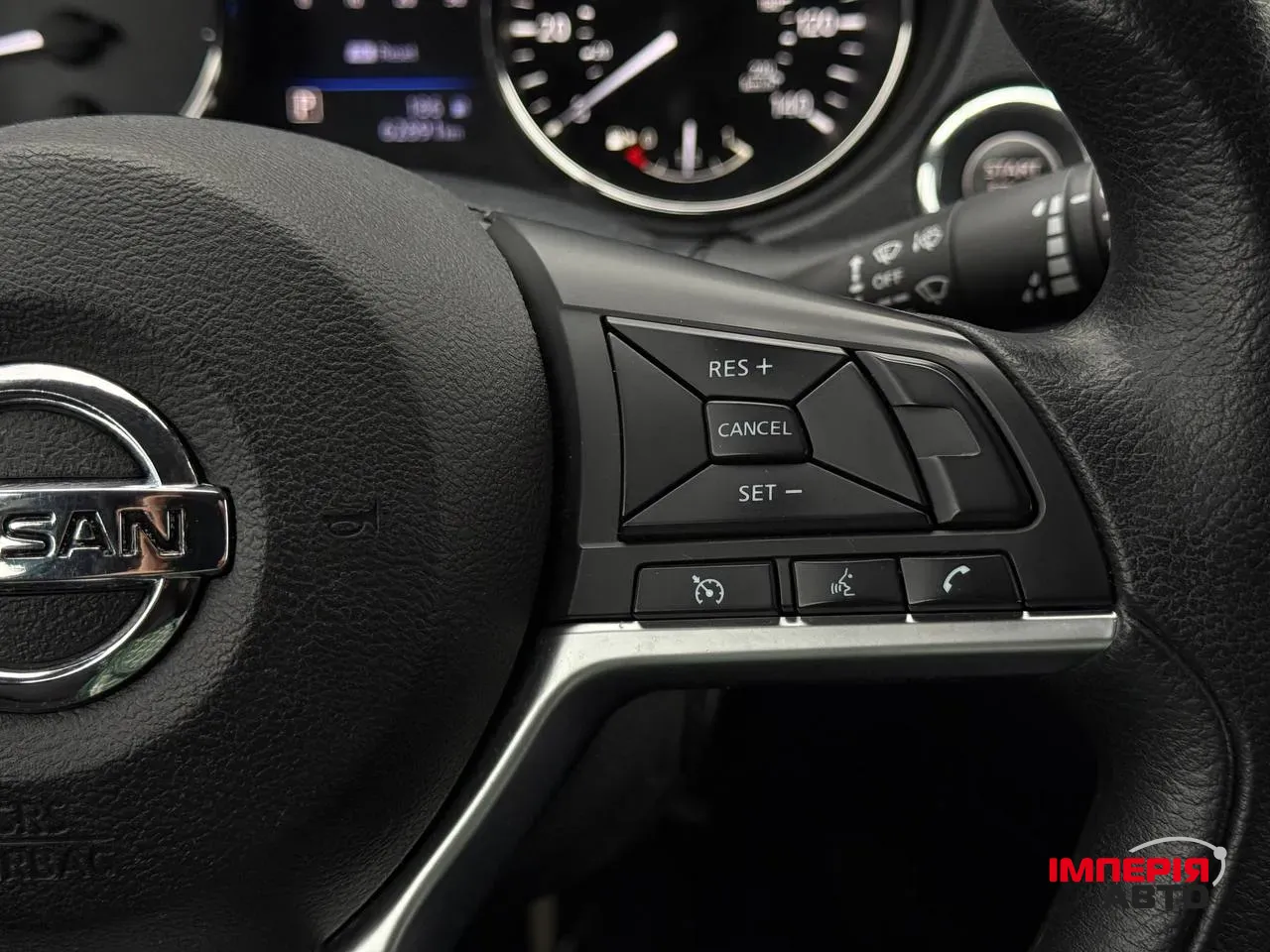 Nissan Rogue - фото 11