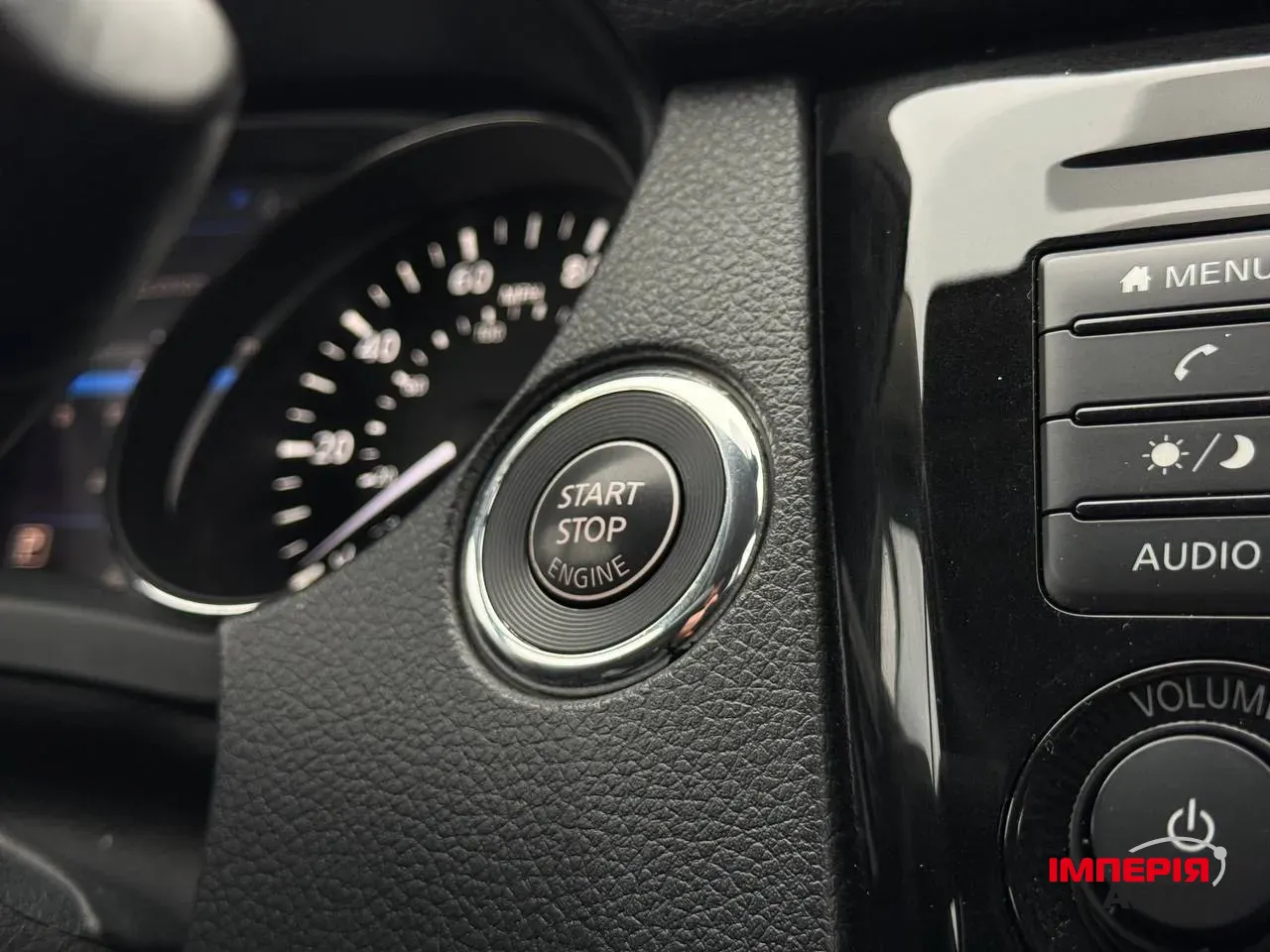 Nissan Rogue - фото 45