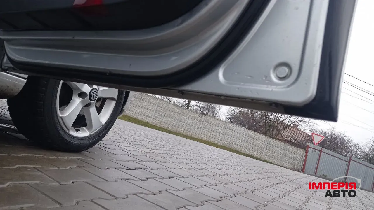 Volkswagen Golf - фото 17