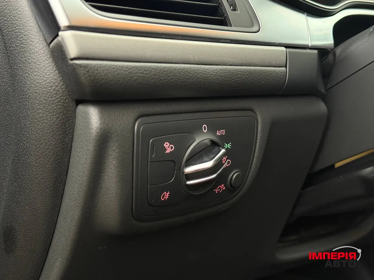 Audi A6 - фото 25