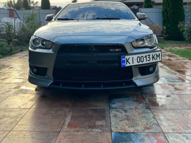 Mitsubishi Lancer - фото 1