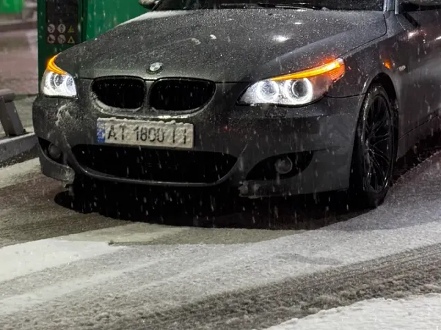 BMW 5 серії - фото 1