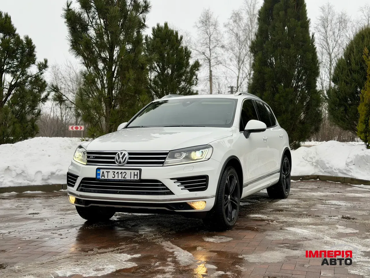 Volkswagen Touareg - фото 14