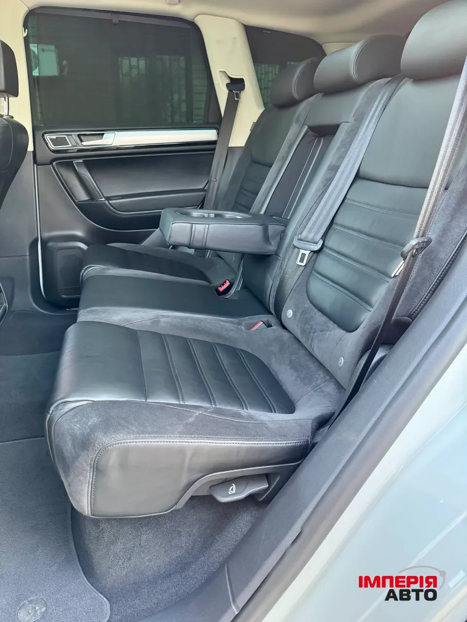 Volkswagen Touareg - фото 27