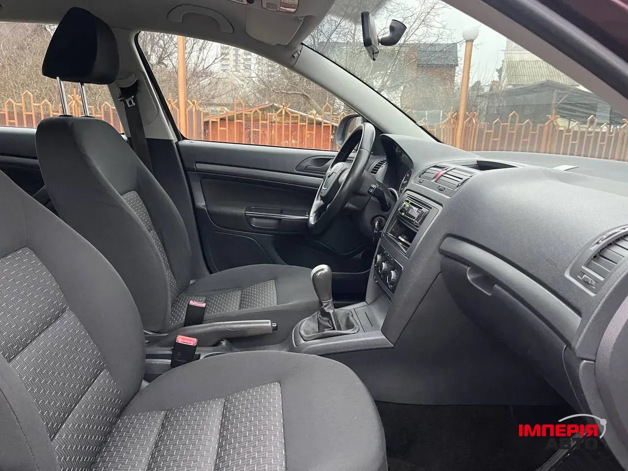 Skoda Octavia - фото 8