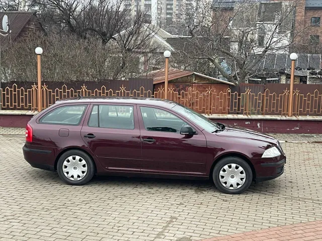 Skoda Octavia - фото 5