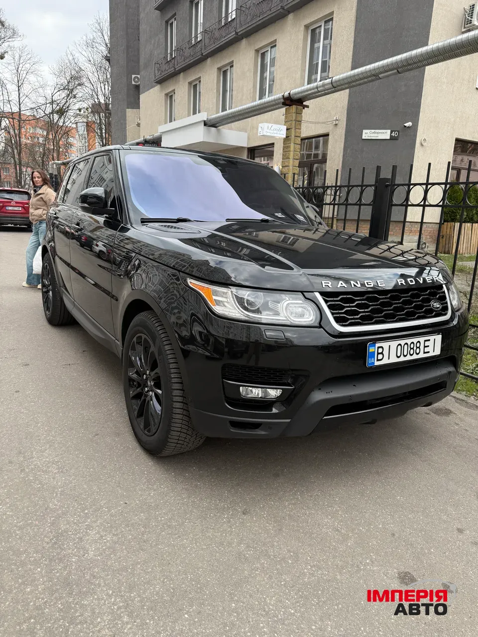 Land Rover Range Rover Sport - фото 1