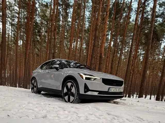 Polestar 2 - фото 2