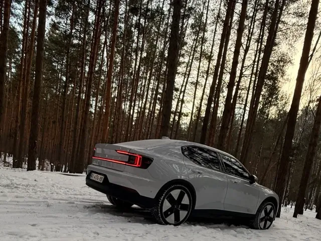 Polestar 2 - фото 3