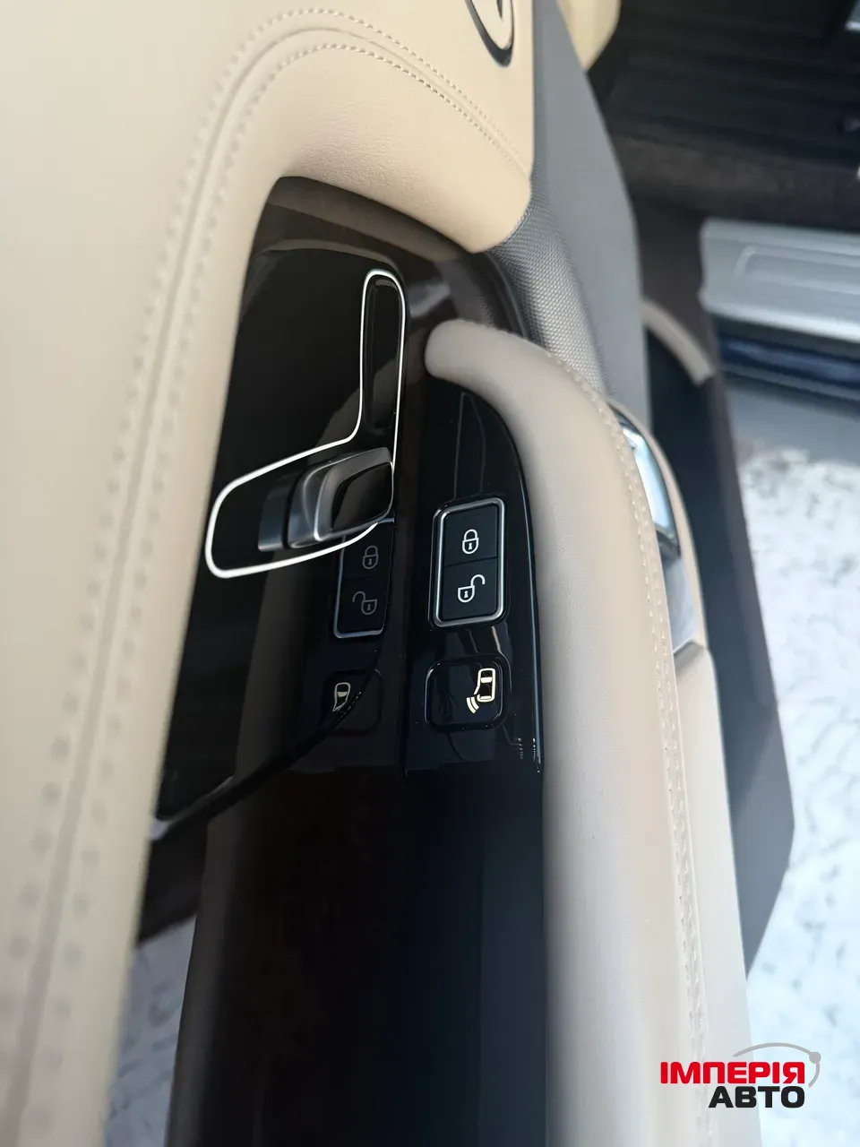 Land Rover Range Rover - фото 17