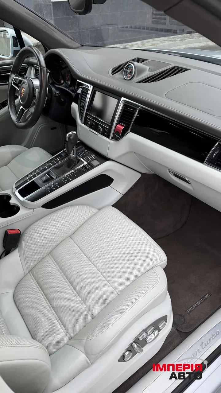 Porsche Macan - фото 10