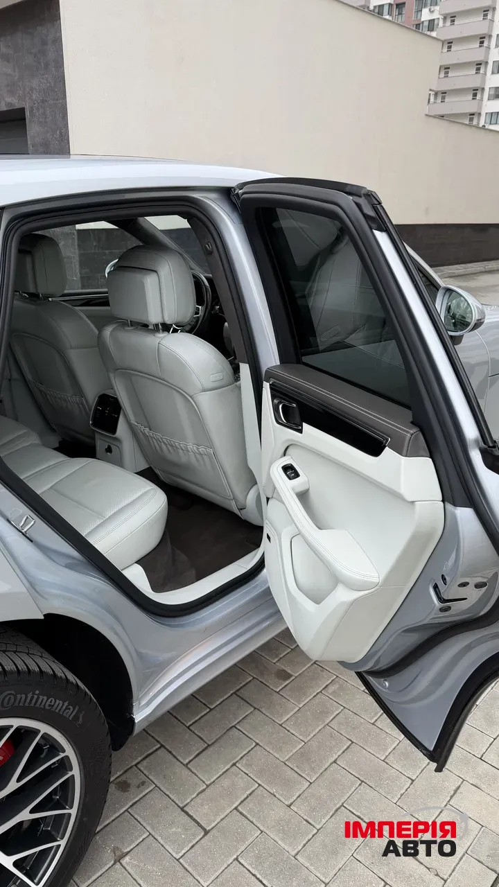 Porsche Macan - фото 15
