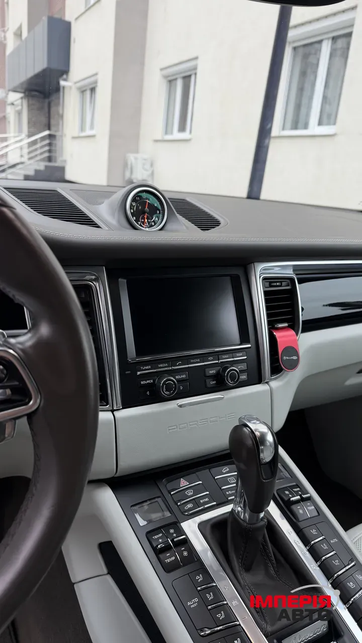 Porsche Macan - фото 30