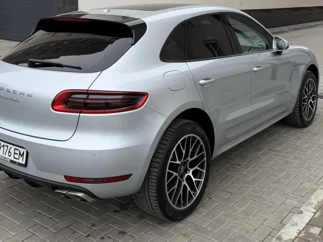 Porsche Macan - фото 4