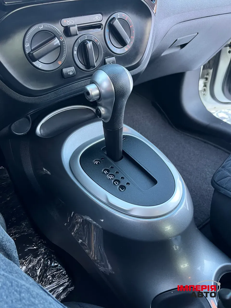 Nissan Juke - фото 31