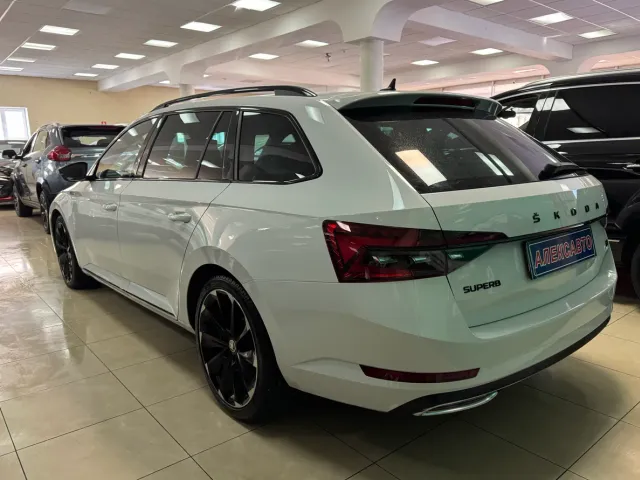 Skoda Superb - фото 2