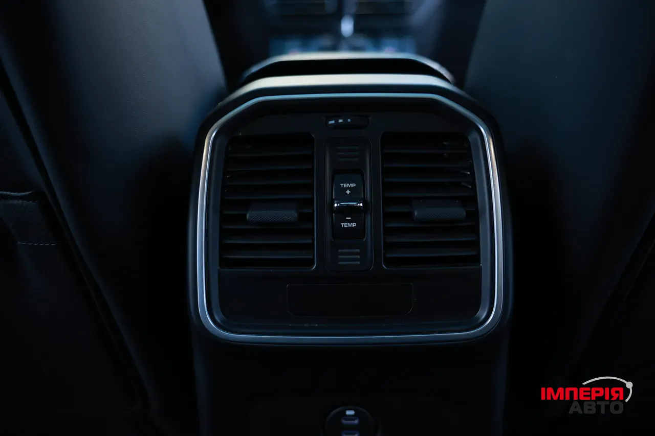 Porsche Macan - фото 11