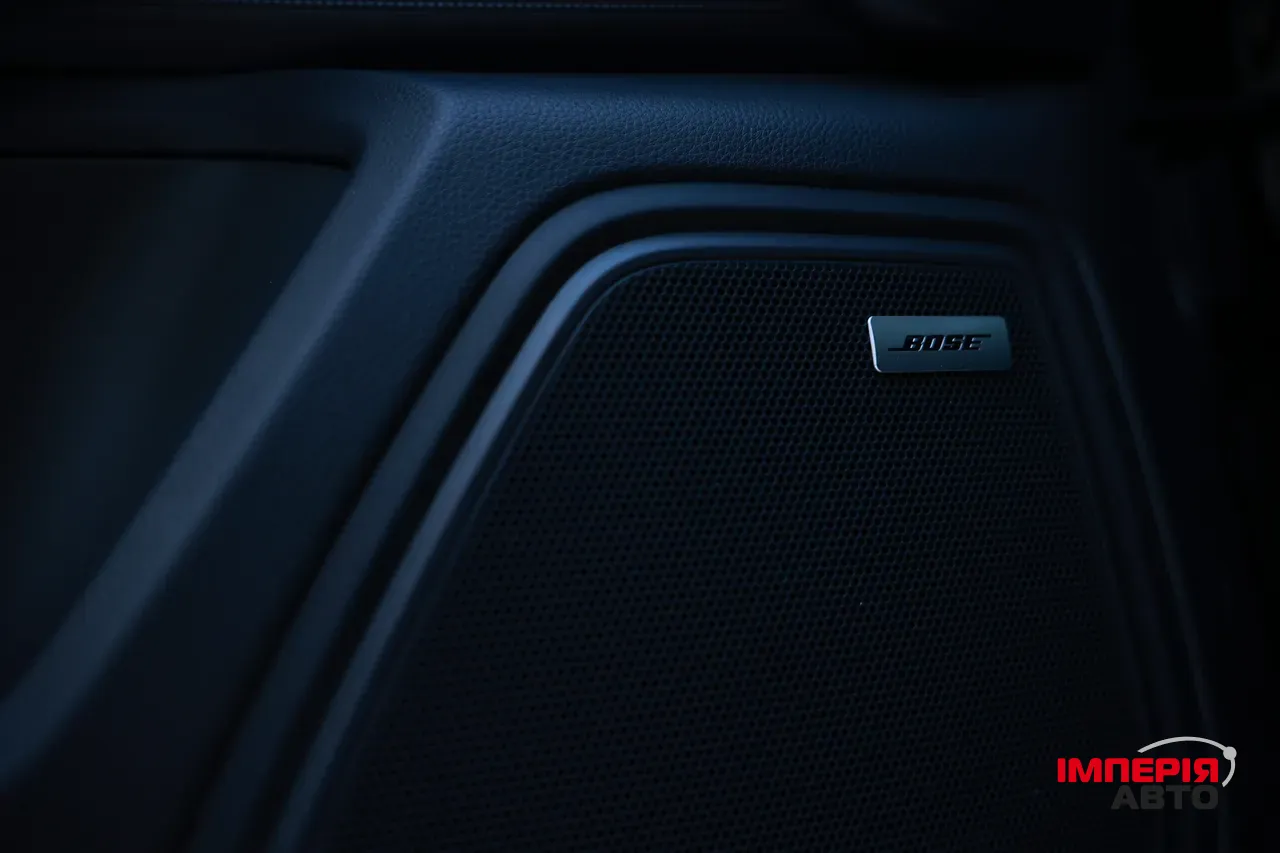 Porsche Macan - фото 18