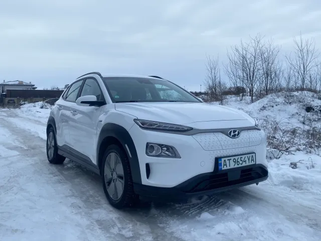 Hyundai Kona - фото 1