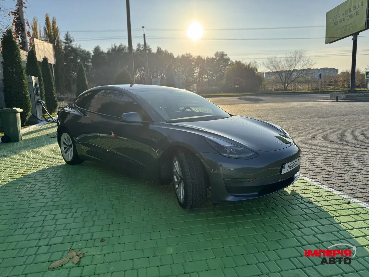 Tesla Model 3 - фото 12