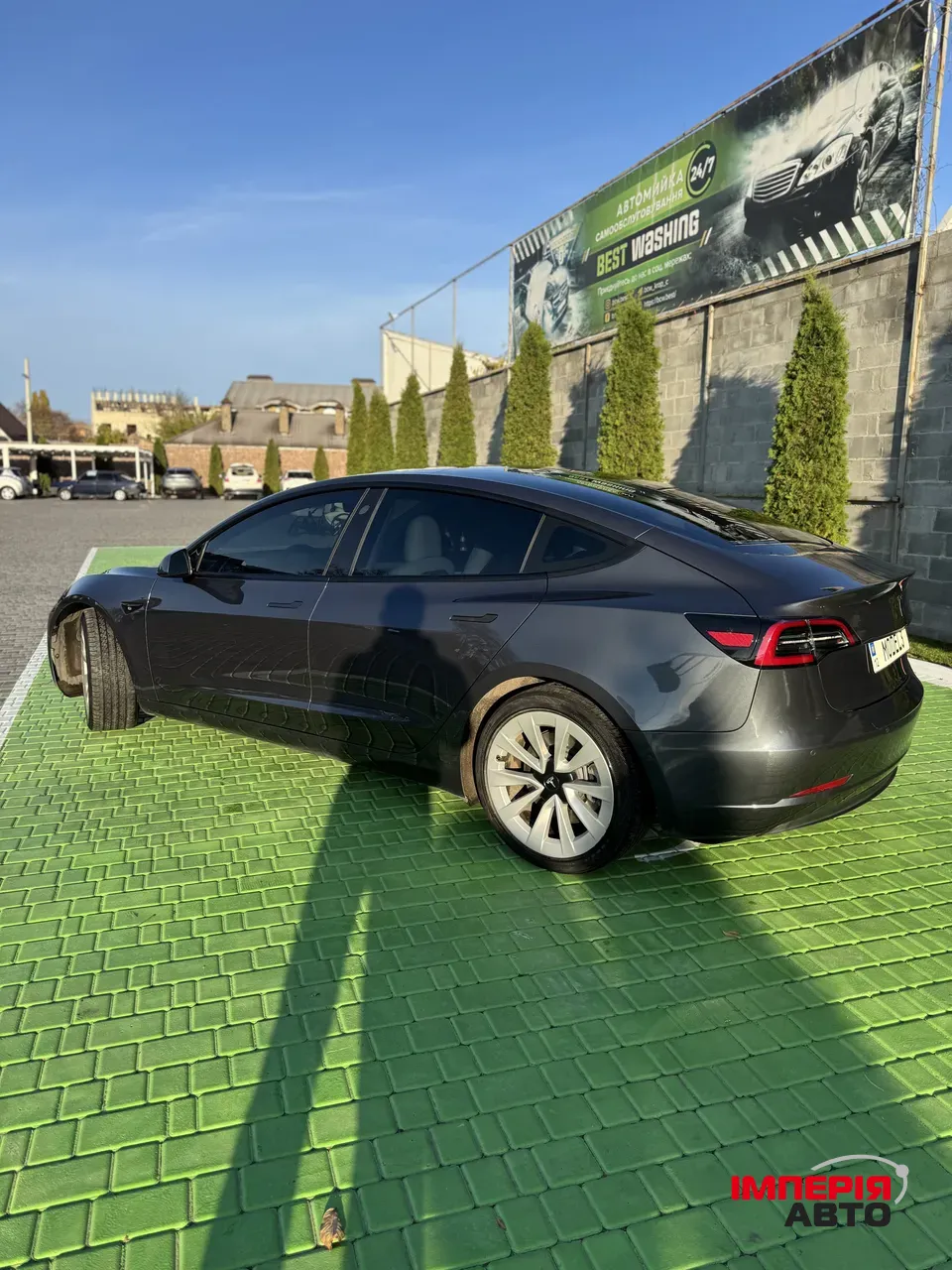 Tesla Model 3 - фото 4