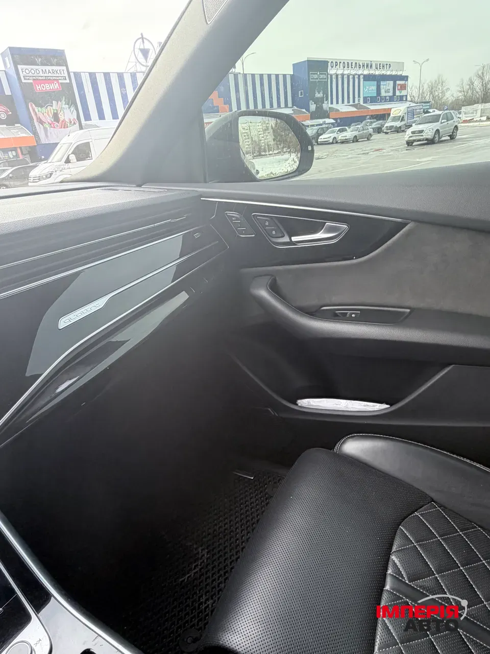 Audi Q8 - фото 34