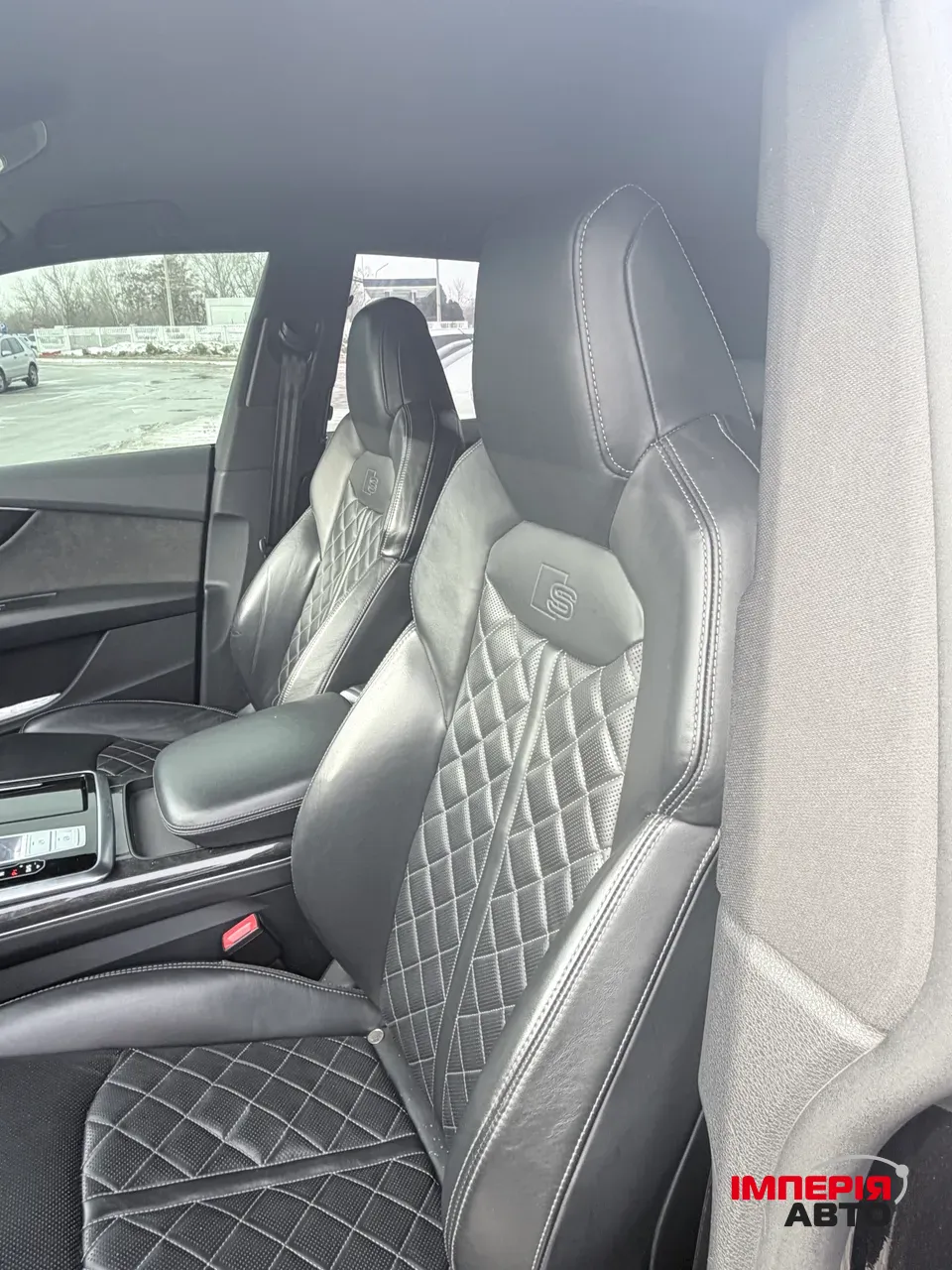 Audi Q8 - фото 29