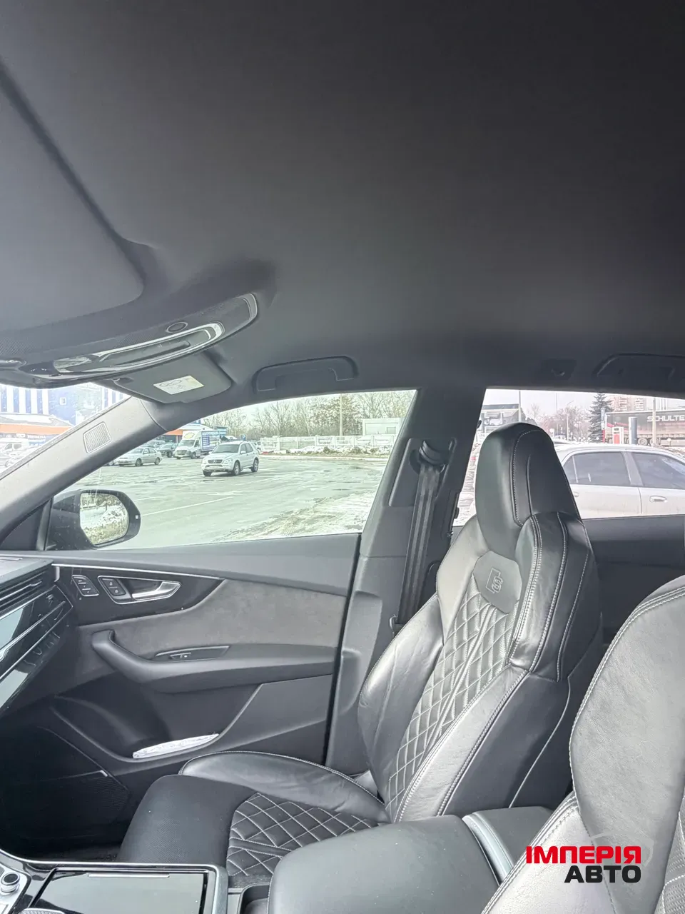 Audi Q8 - фото 35