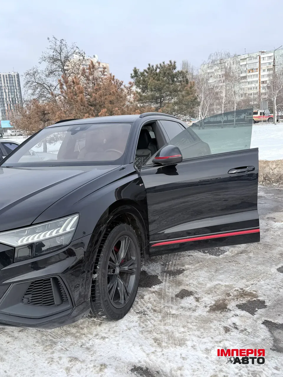 Audi Q8 - фото 19