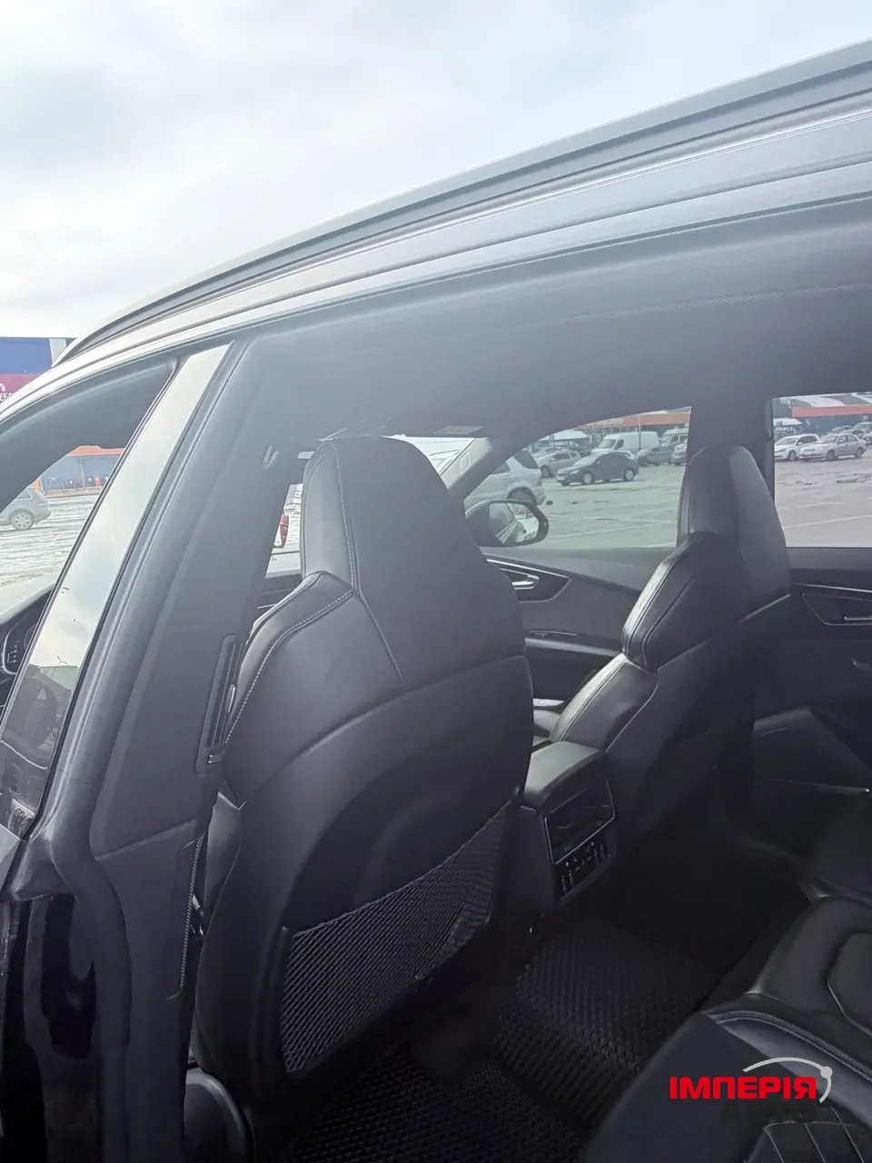 Audi Q8 - фото 38