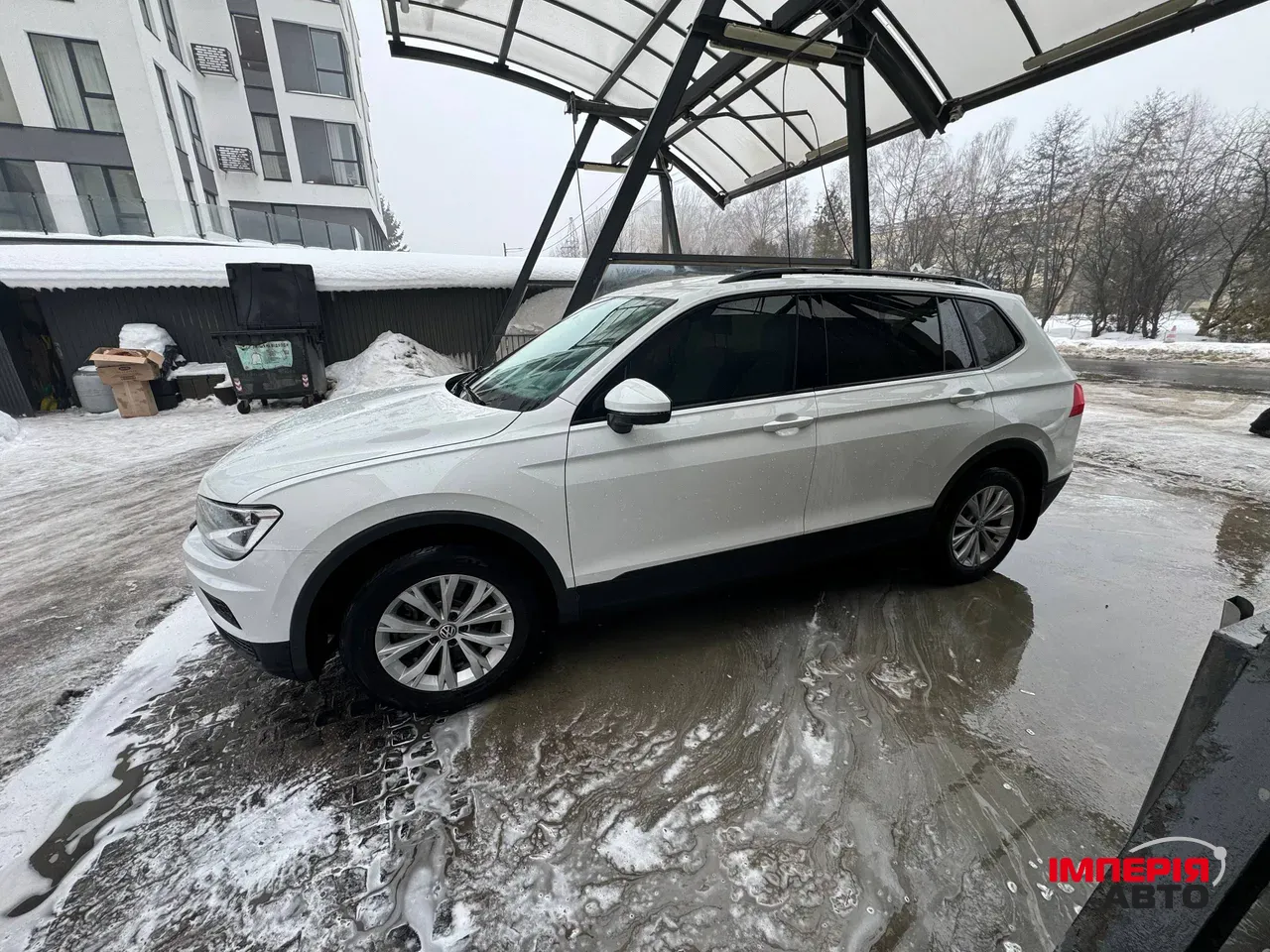 Volkswagen Tiguan - фото 10