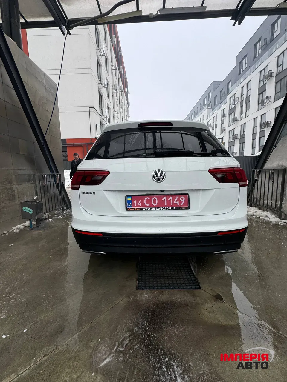 Volkswagen Tiguan - фото 5