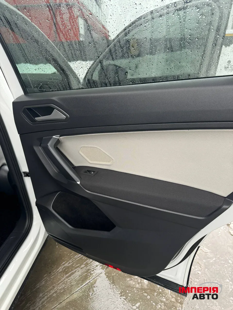 Volkswagen Tiguan - фото 17