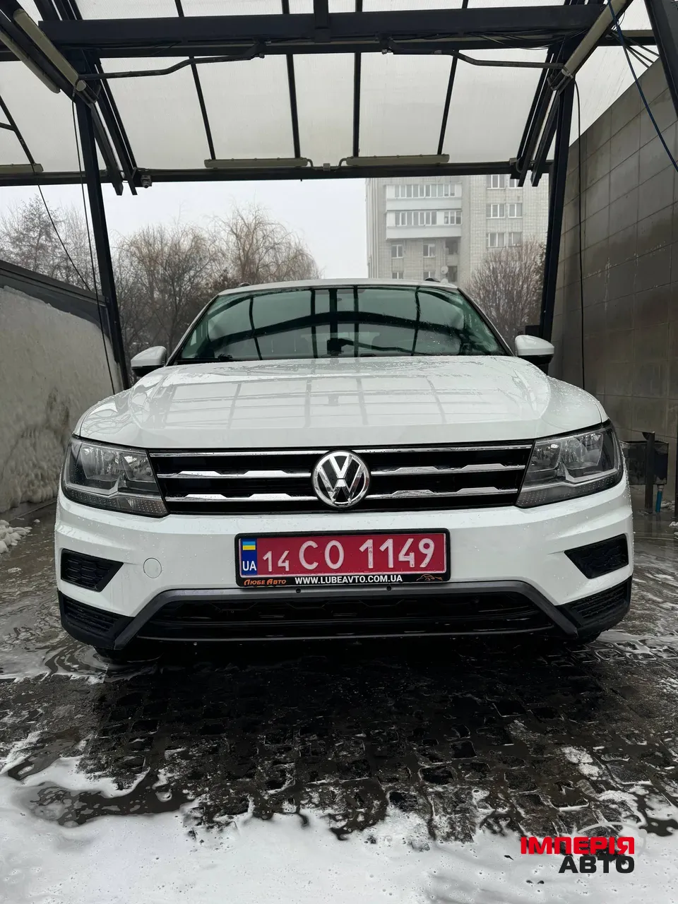 Volkswagen Tiguan - фото 6