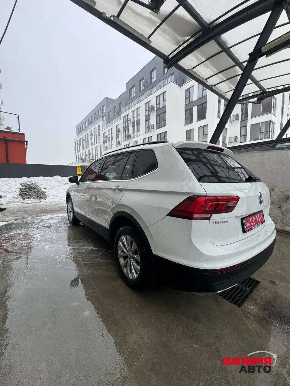 Volkswagen Tiguan - фото 7
