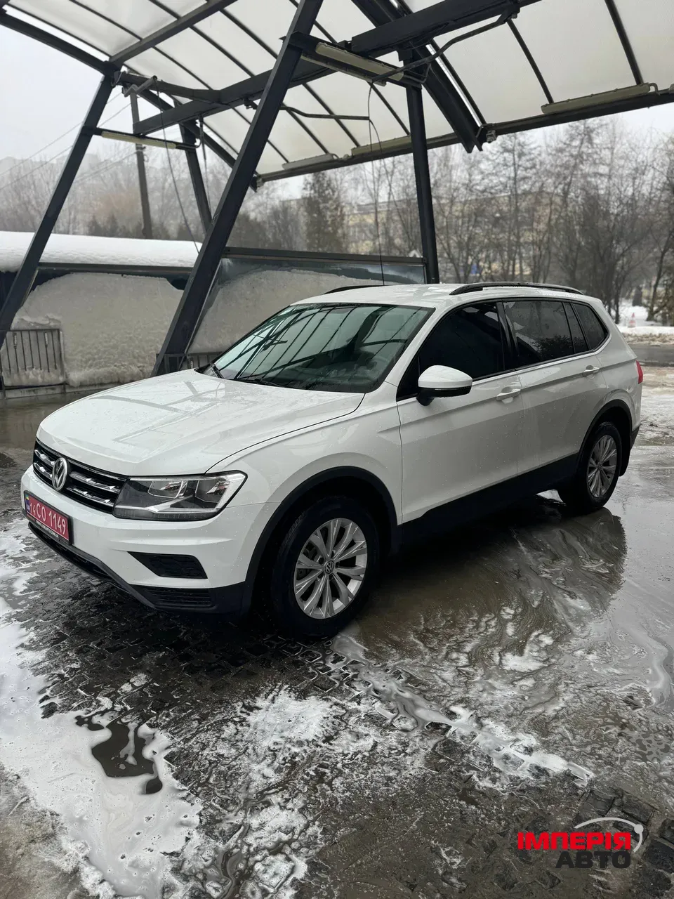 Volkswagen Tiguan - фото 3