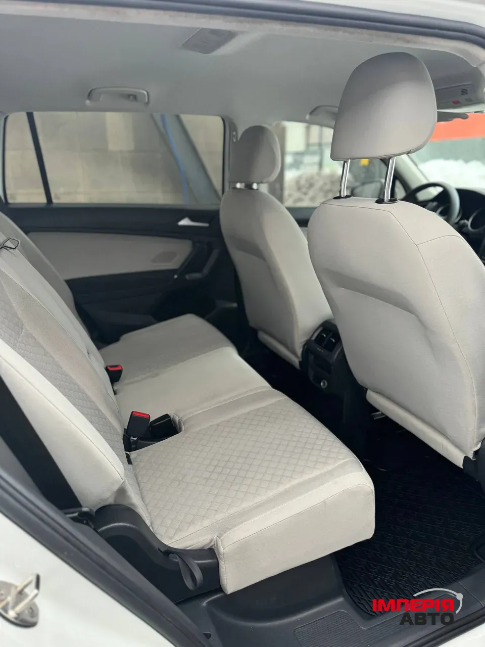 Volkswagen Tiguan - фото 13