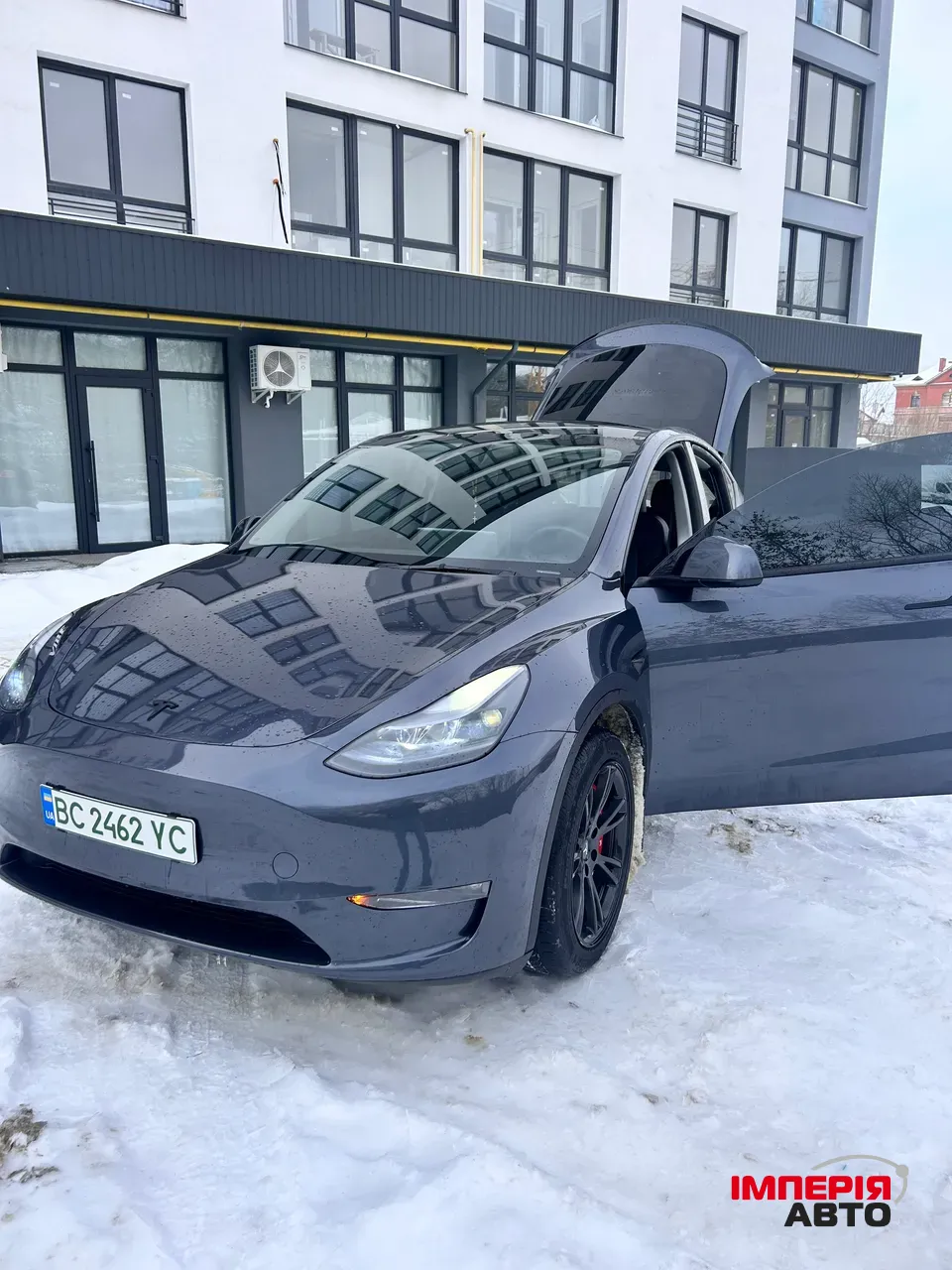 Tesla Model Y - фото 6