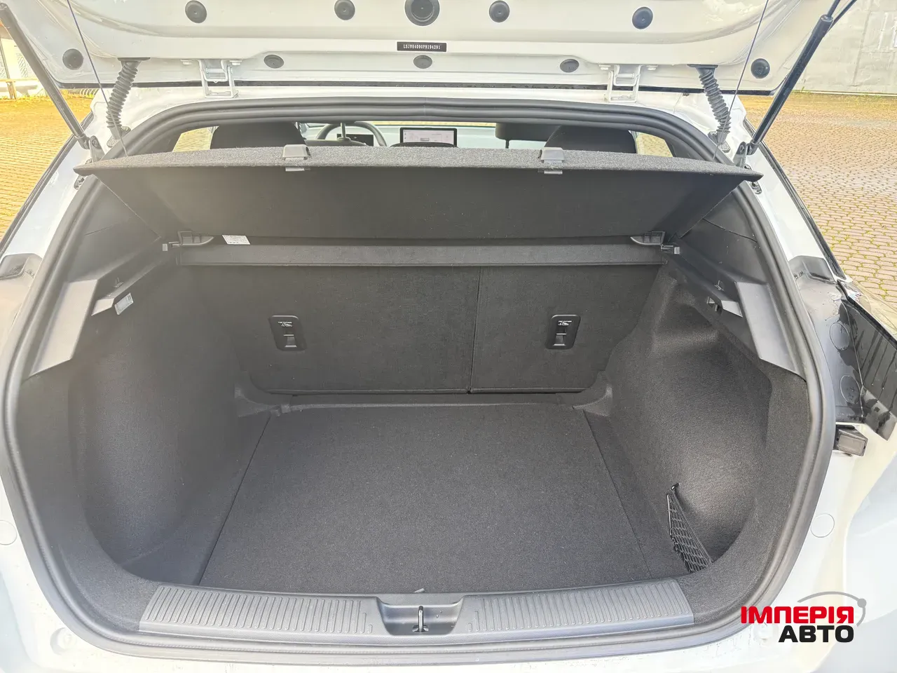 MG 4 EV - фото 26