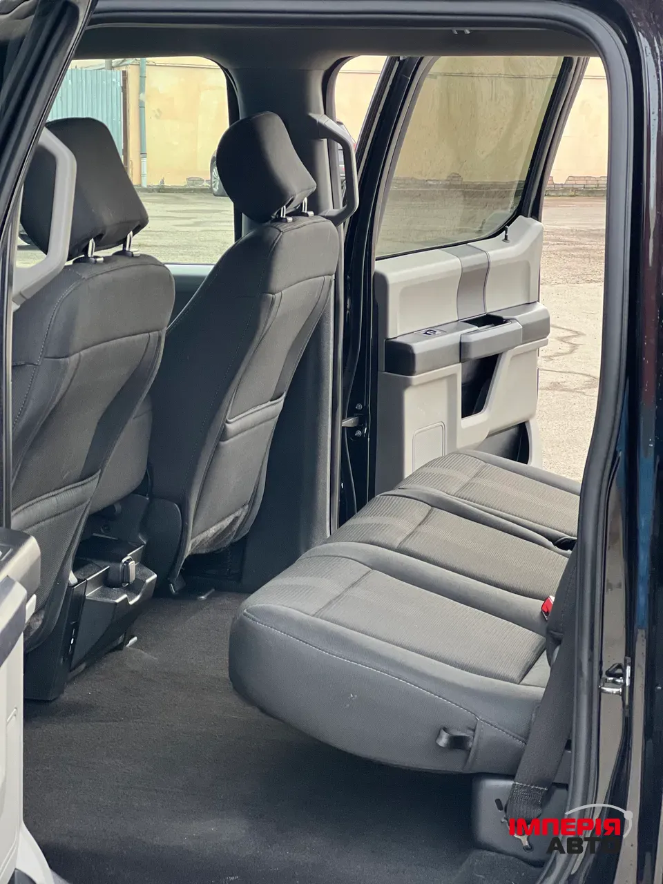 Ford F-150 - фото 7