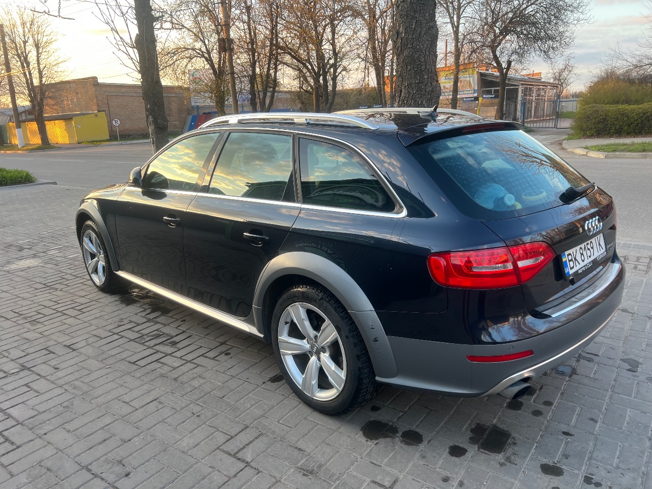Audi A4 allroad - фото 6