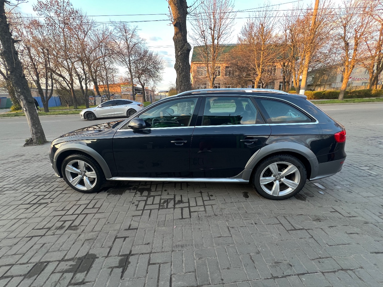 Audi A4 allroad - фото 22