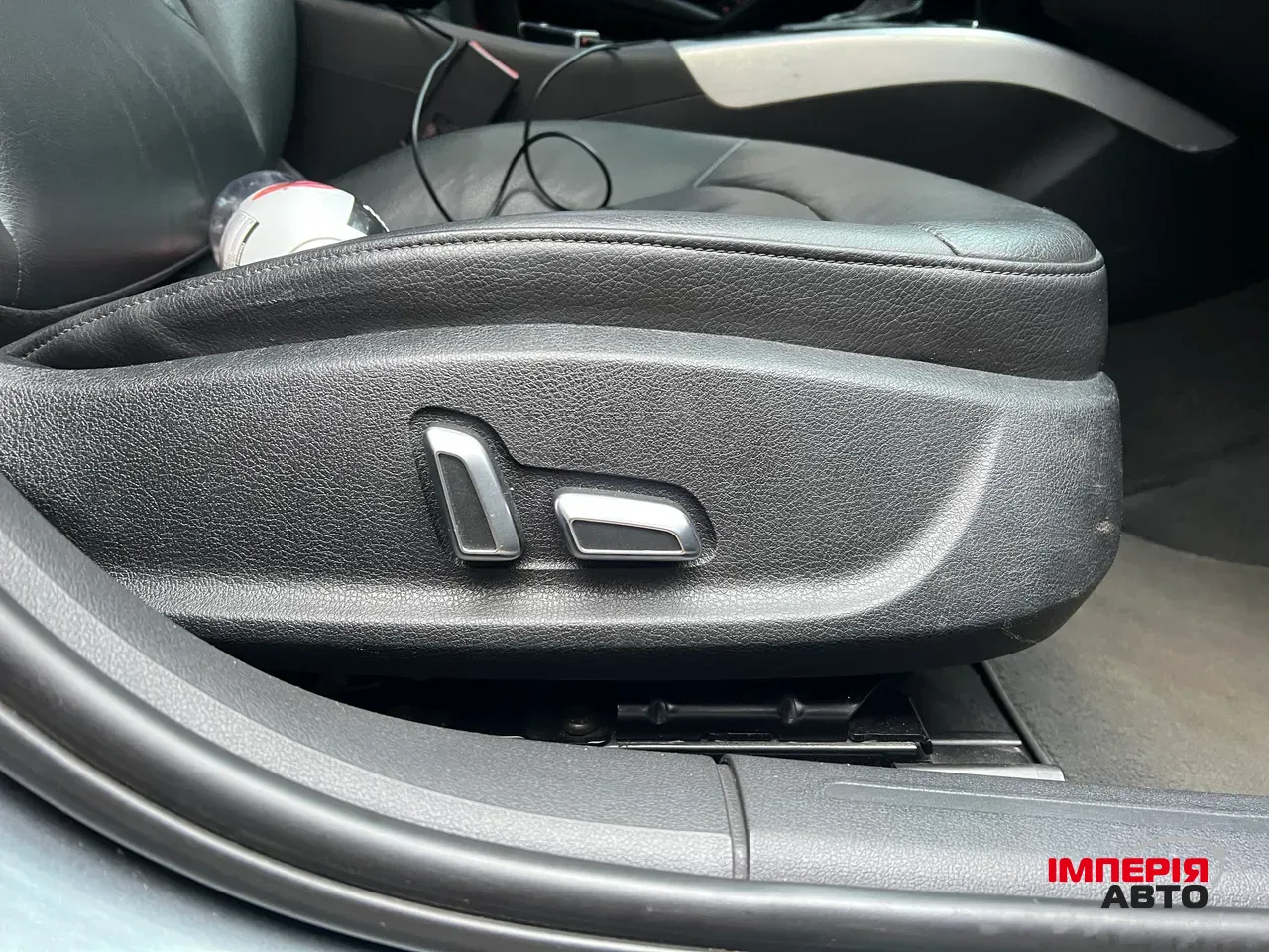 Audi A4 - фото 19