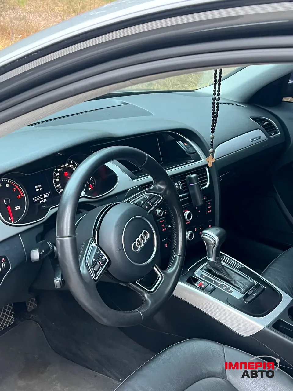 Audi A4 - фото 20