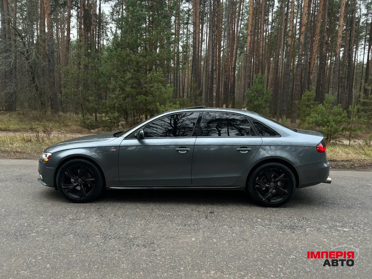 Audi A4 - фото 3