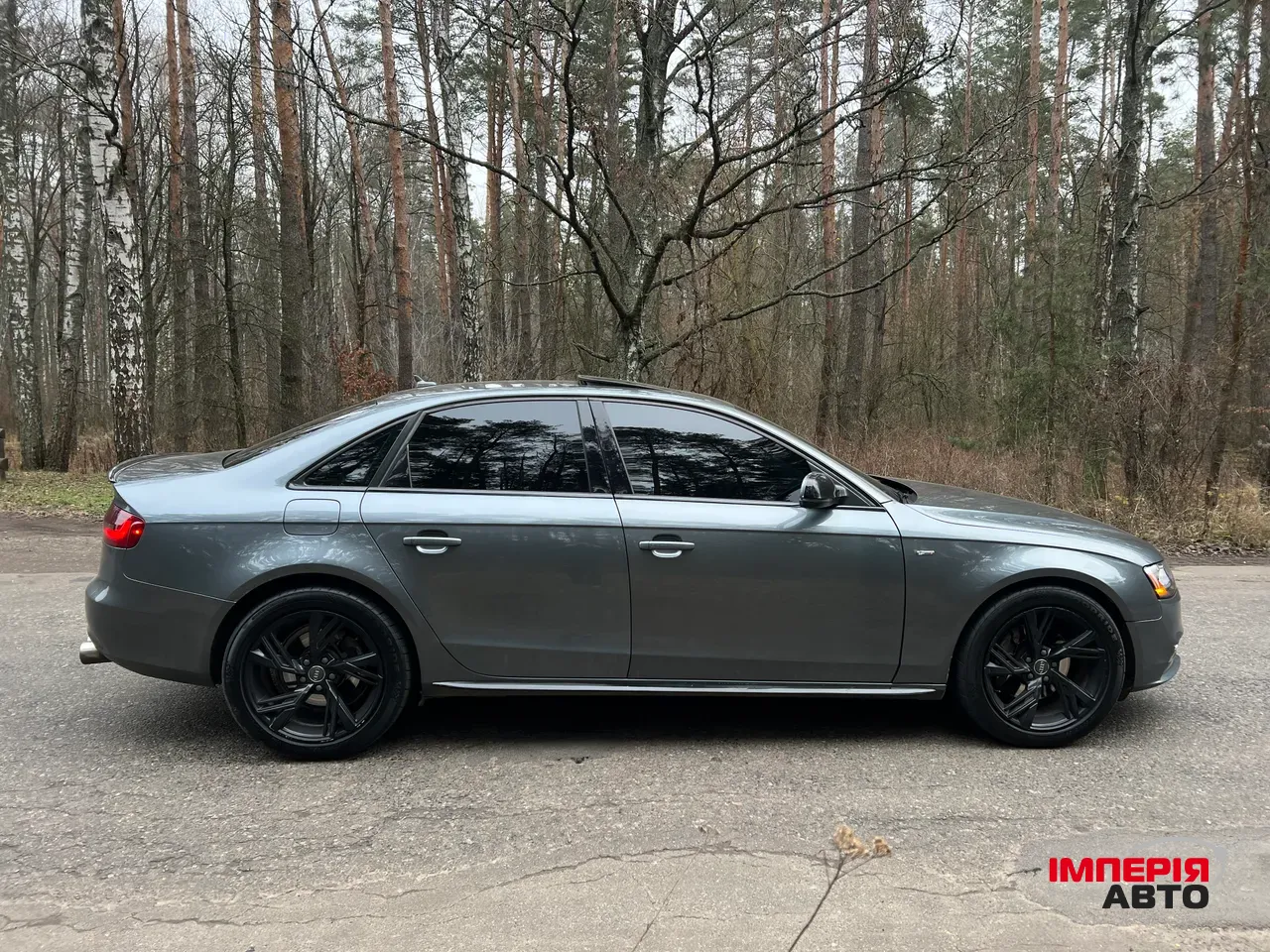 Audi A4 - фото 4