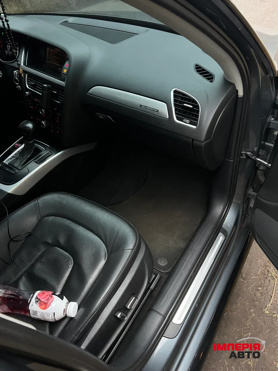 Audi A4 - фото 23